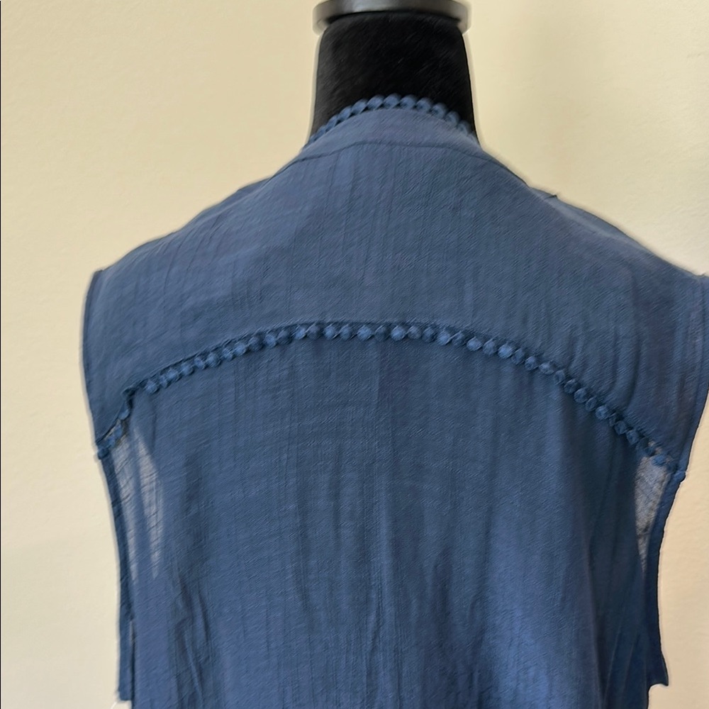 NWT- Sleeveless Navy Button-Down Tunic - Picture 7 of 14